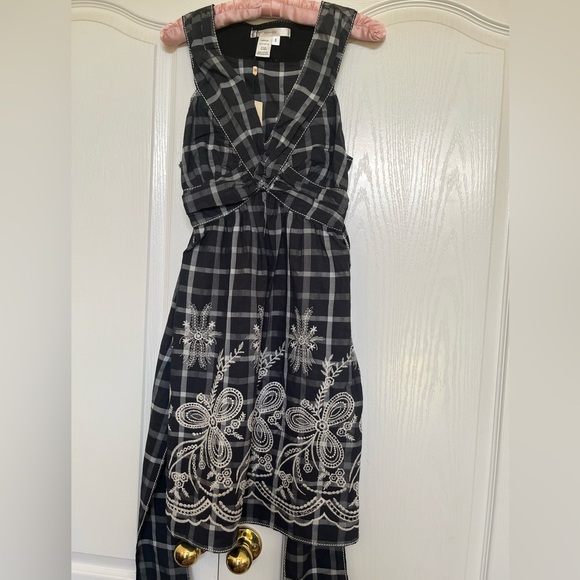 Studio M Dresses & Skirts - Black and White Plaid Dress with Embroidered Details